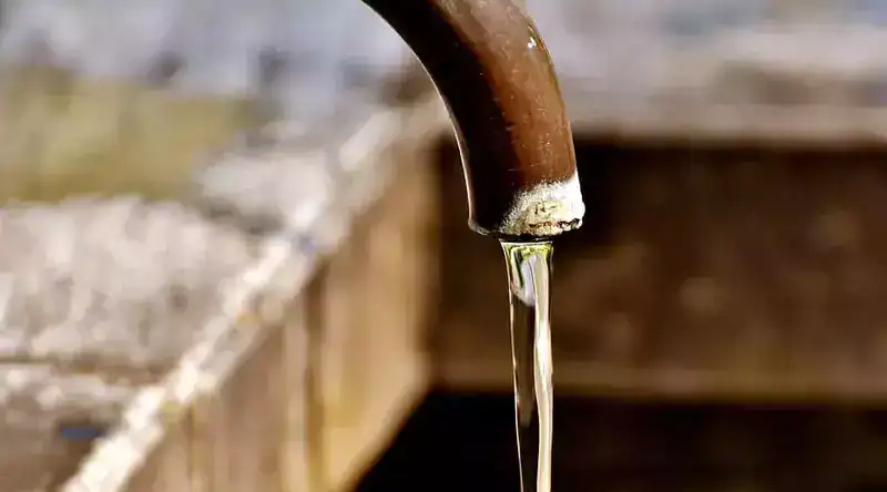 Clean your clogged drain from mineral deposits